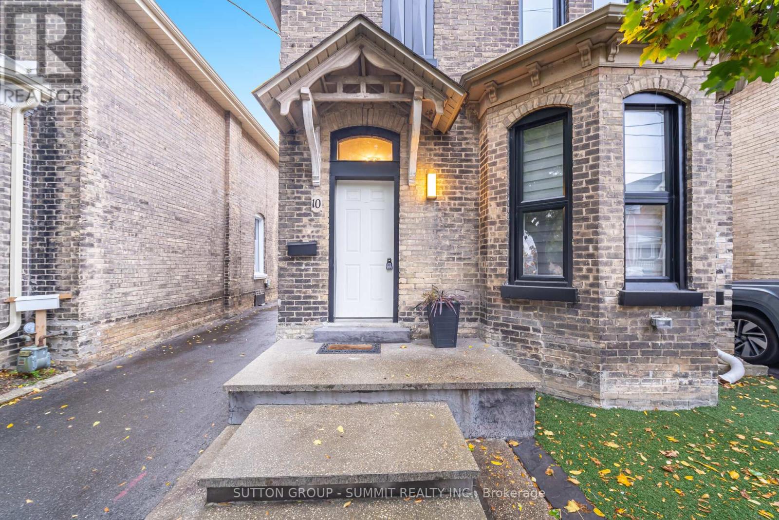 10 Pearl Street, Brantford, Ontario  N3T 3N4 - Photo 6 - X12480909