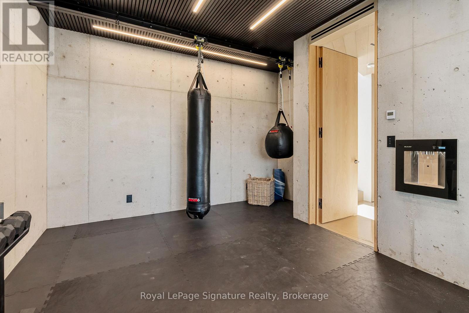 120 Sebastian Street, Blue Mountains, Ontario  N0H 1J0 - Photo 21 - X12487816