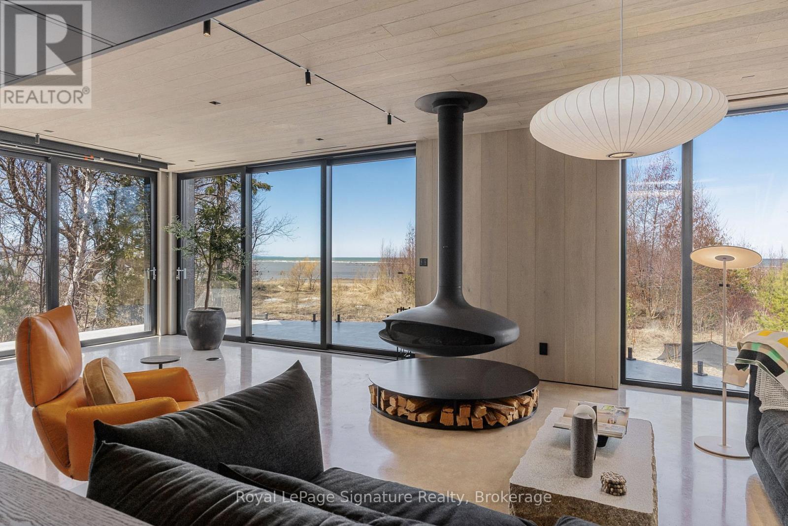 120 Sebastian Street, Blue Mountains, Ontario  N0H 1J0 - Photo 8 - X12487816