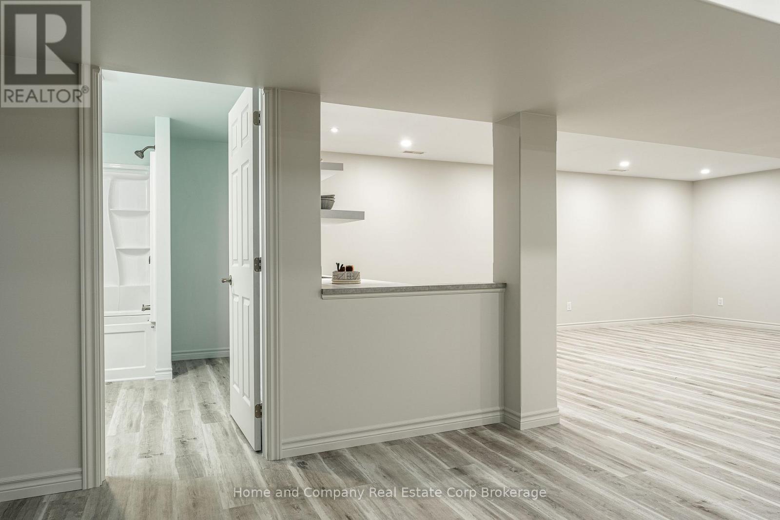 47 Gregory Crescent, Stratford, Ontario  N5A 8A5 - Photo 38 - X12488068