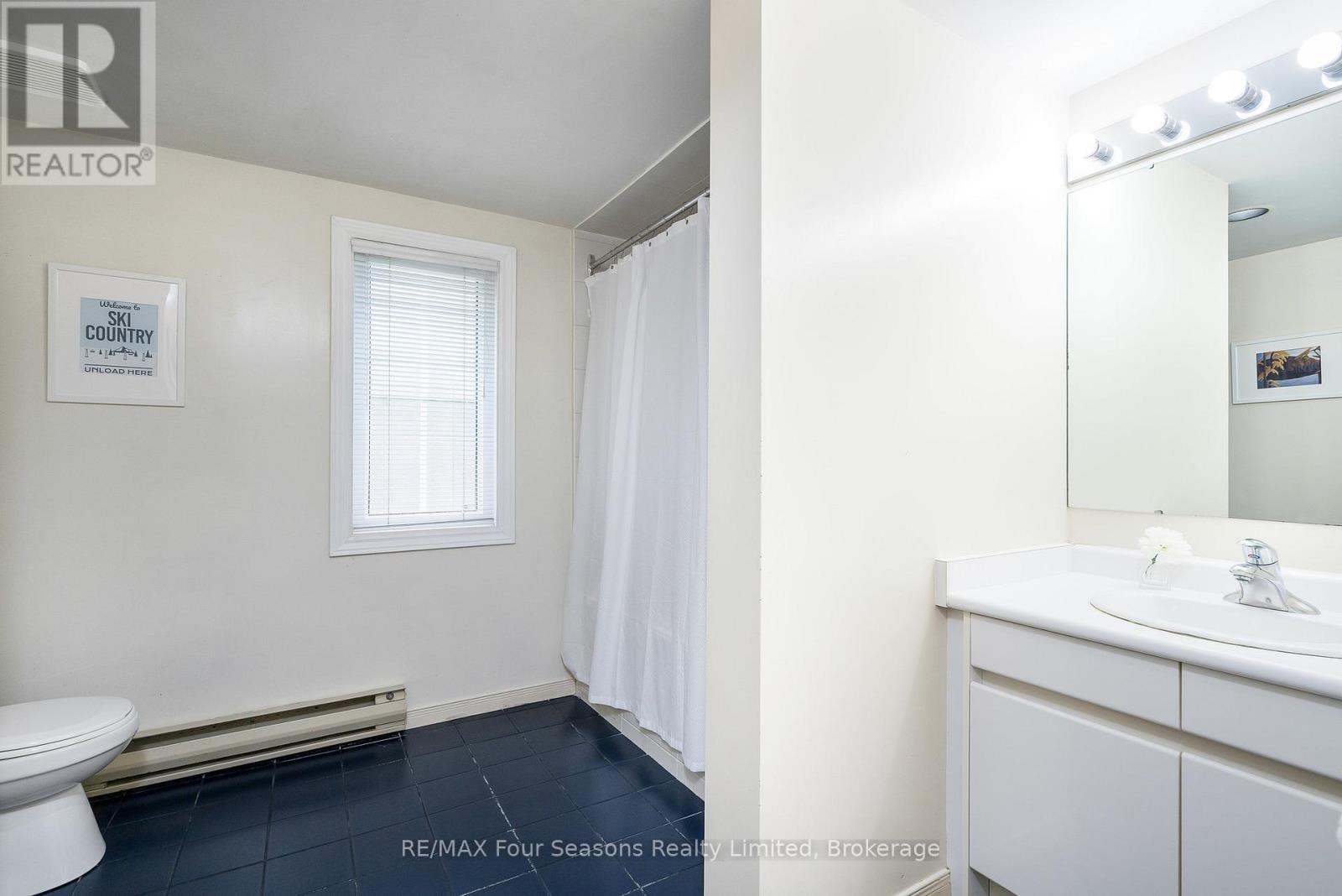 113 - 107 Wintergreen Place, Blue Mountains, Ontario  L9Y 0P8 - Photo 23 - X12488504