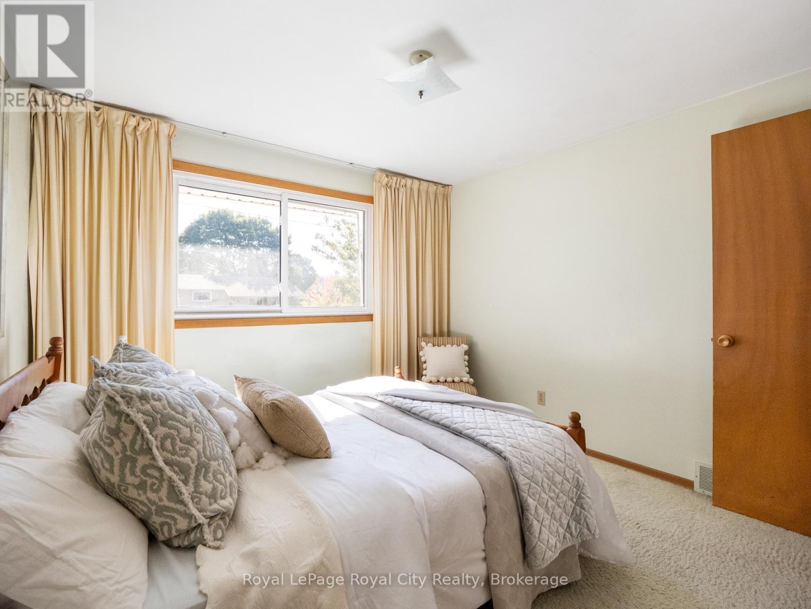 48 Glenbrook Drive, Guelph, Ontario  N1E 1A9 - Photo 26 - X12488664