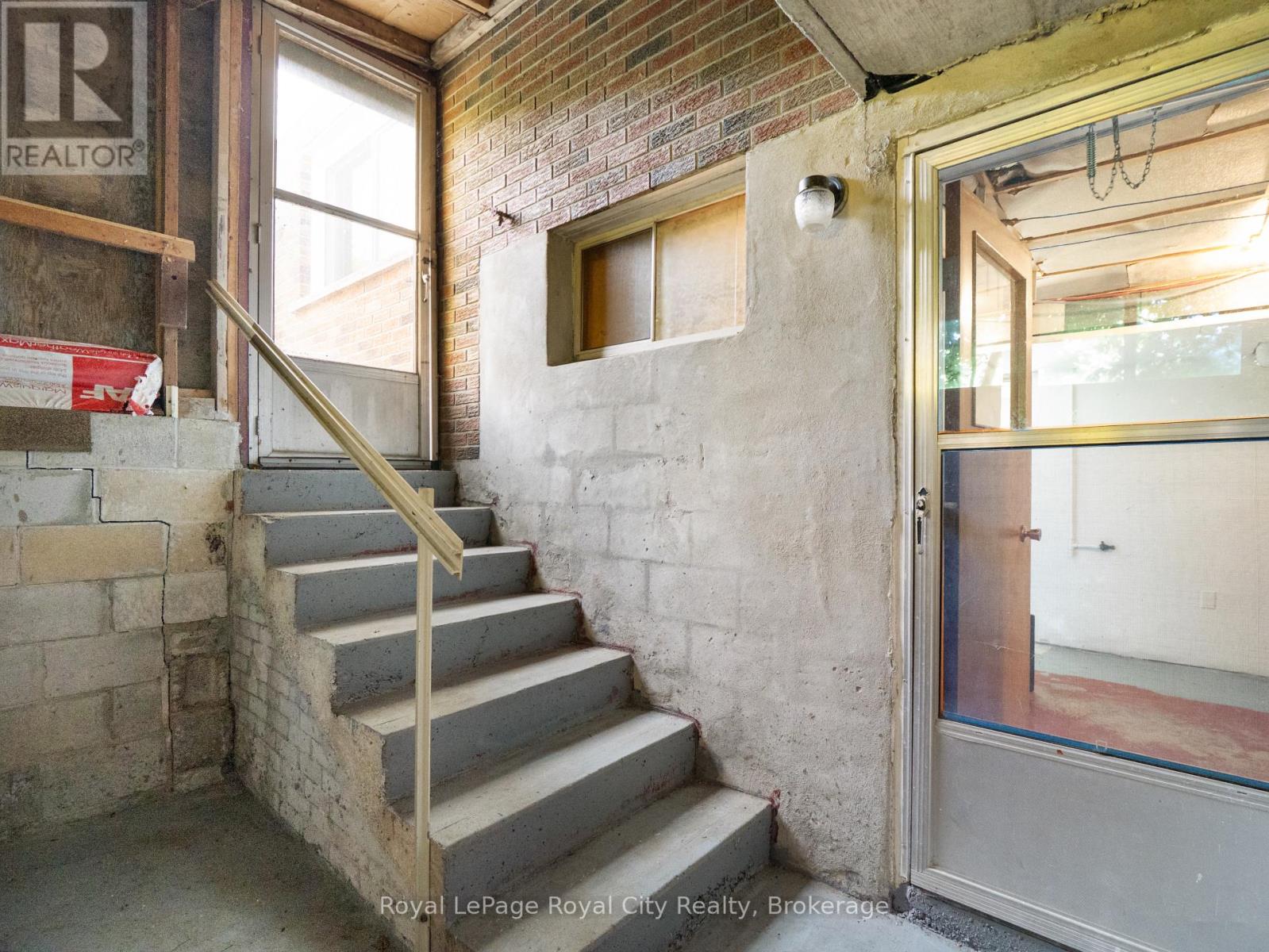 48 Glenbrook Drive, Guelph, Ontario  N1E 1A9 - Photo 33 - X12488664