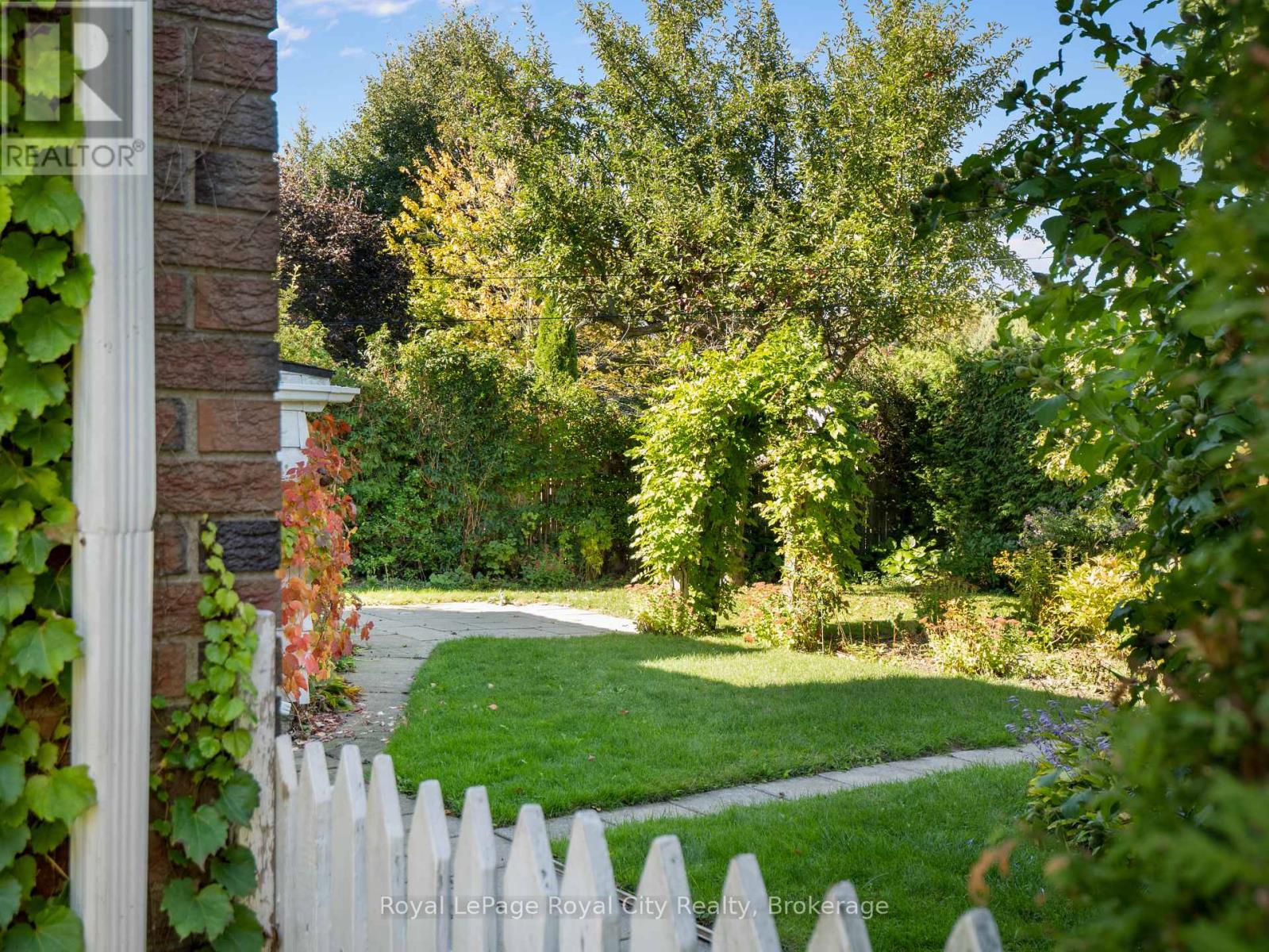 48 Glenbrook Drive, Guelph, Ontario  N1E 1A9 - Photo 34 - X12488664