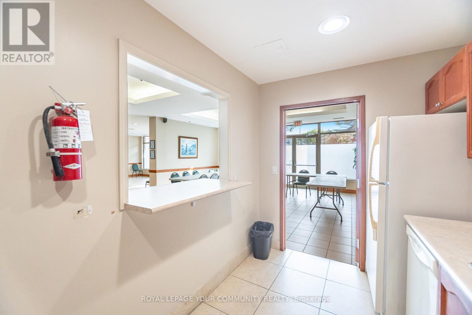 218 - 2500 Rutherford Road, Vaughan, Ontario  L4K 5N7 - Photo 33 - N12487454