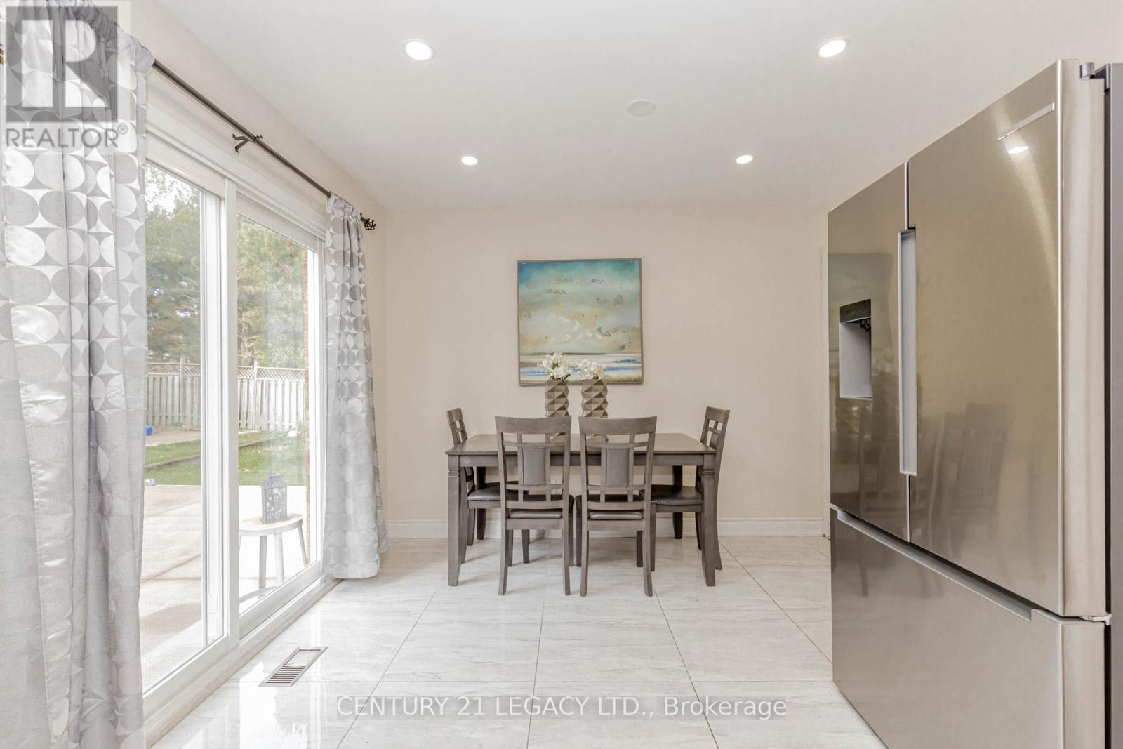 30 Diane Court, Brampton, Ontario  L6Y 3E2 - Photo 15 - W12477518