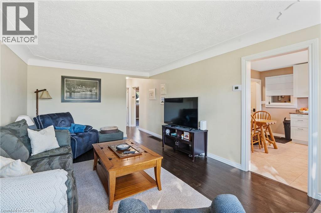 18 Laidlaw Street, Hagersville, Ontario  N0A 1H0 - Photo 7 - 40784252