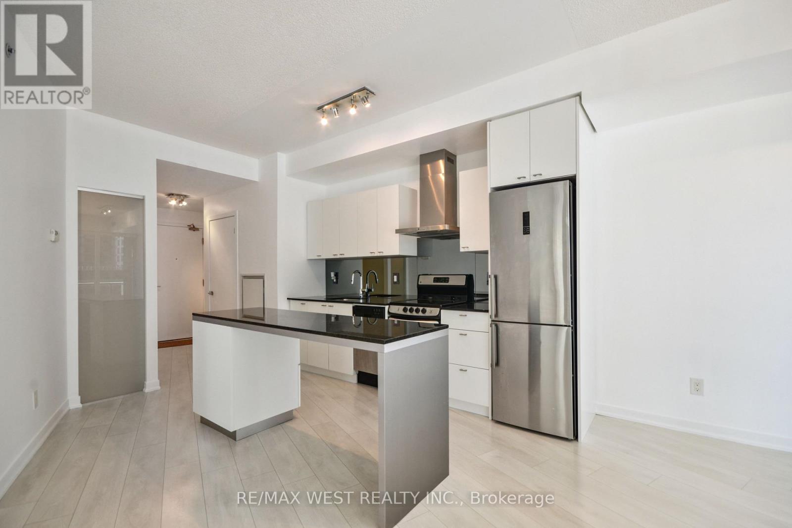 607 - 51 East Liberty Street, Toronto, Ontario  M6K 3P8 - Photo 2 - C12487754