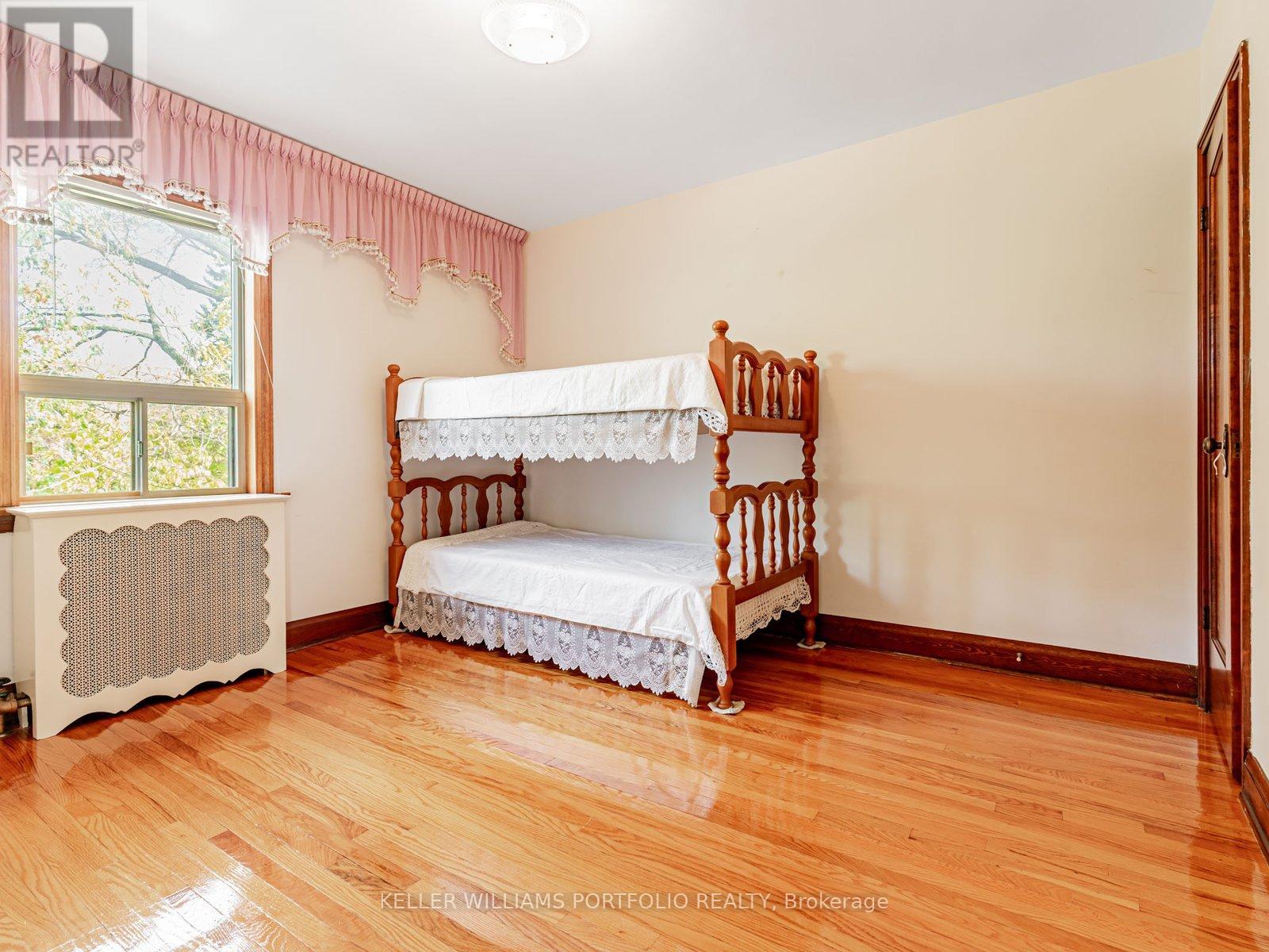 51 Glenavy Avenue, Toronto, Ontario  M4P 2T9 - Photo 16 - C12487786