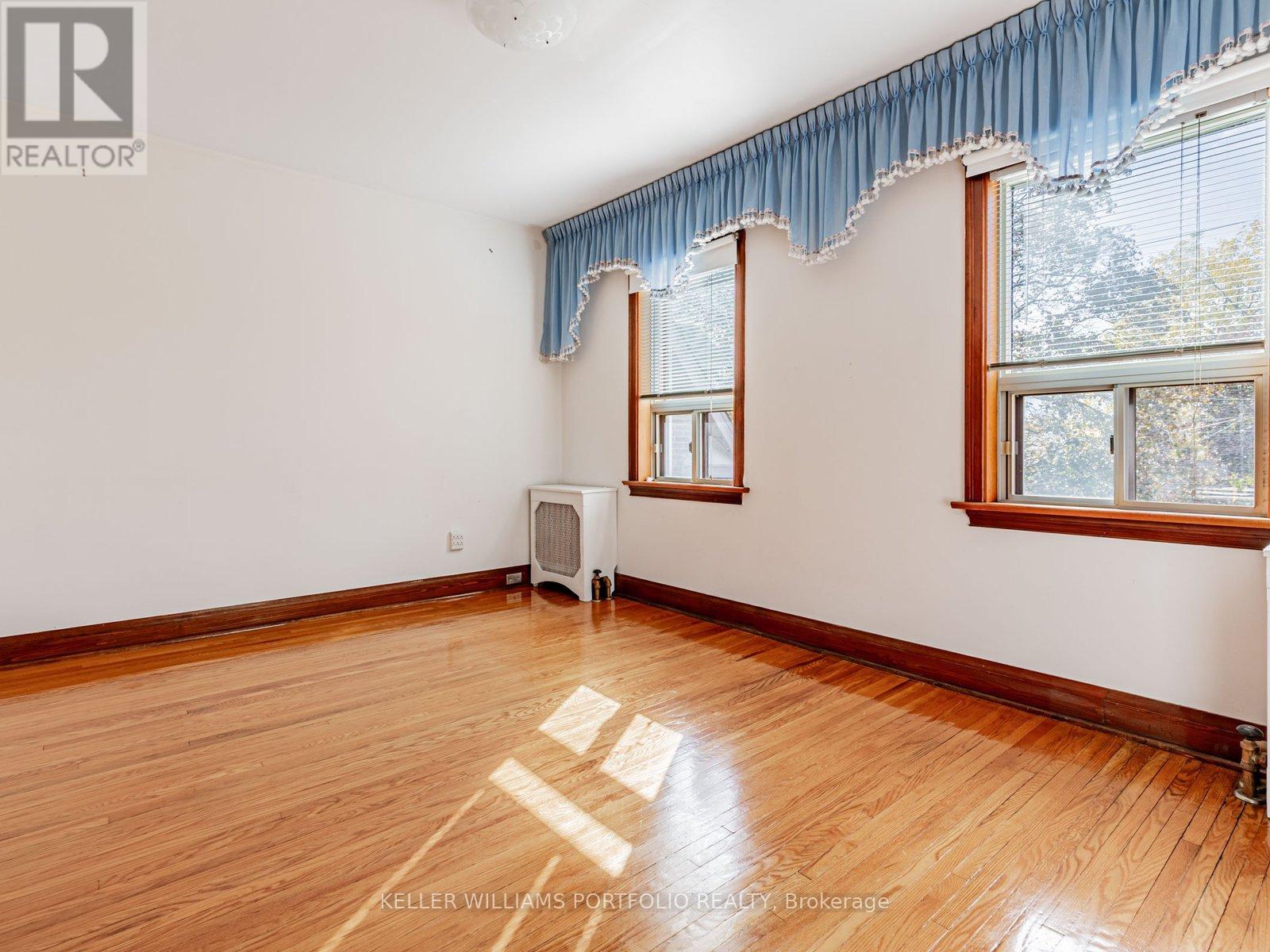 51 Glenavy Avenue, Toronto, Ontario  M4P 2T9 - Photo 17 - C12487786