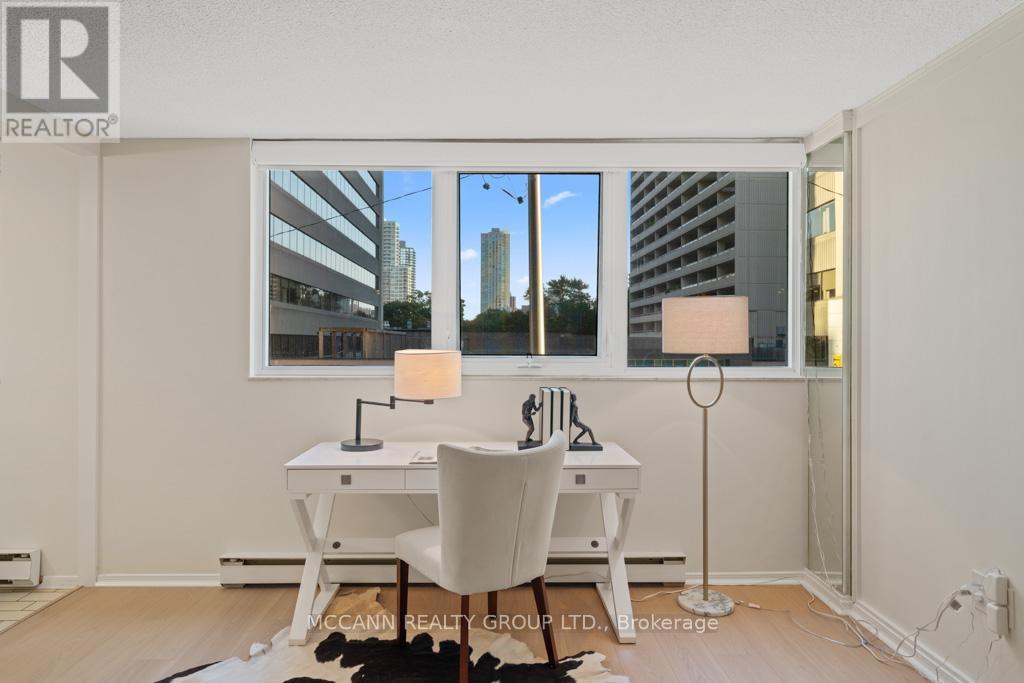 301 - 360 Bloor Street E, Toronto, Ontario  M4W 3M3 - Photo 12 - C12487804