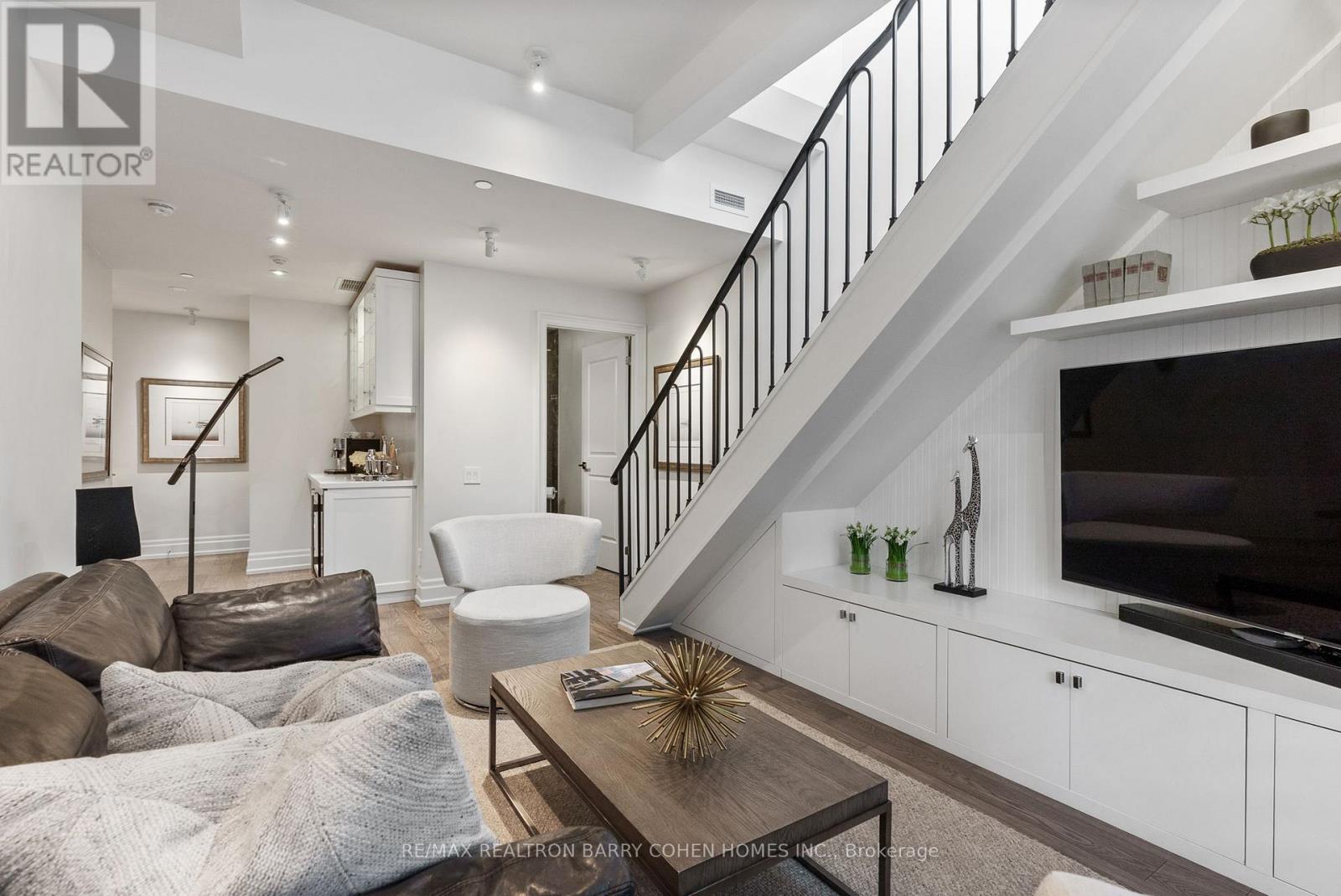 133 Pears Avenue, Toronto, Ontario  M5R 1T3 - Photo 14 - C12487824