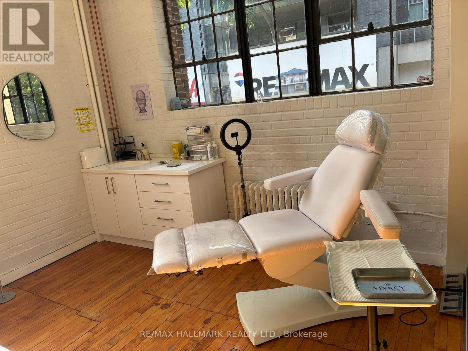 7 - 535 Queen Street E, Toronto, Ontario  M5A 1V1 - Photo 12 - C12487840