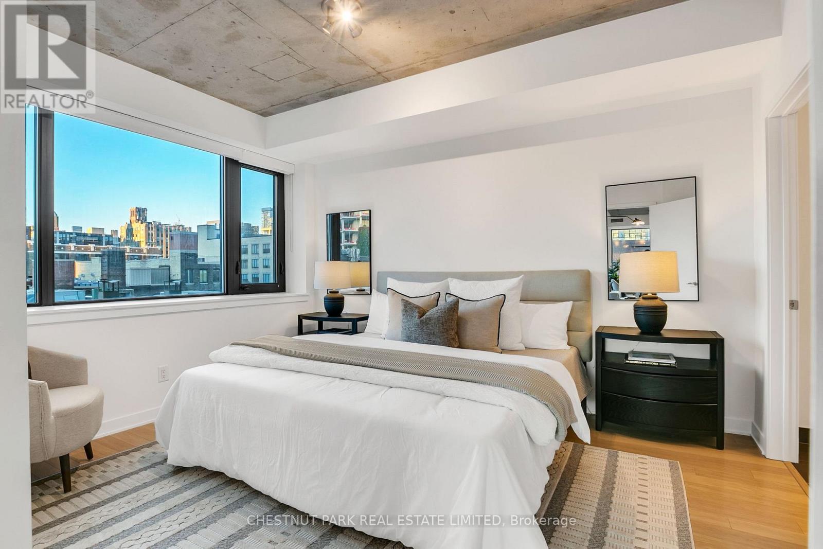 610 - 400 Wellington Street, Toronto, Ontario  M5V 0B5 - Photo 6 - C12487852