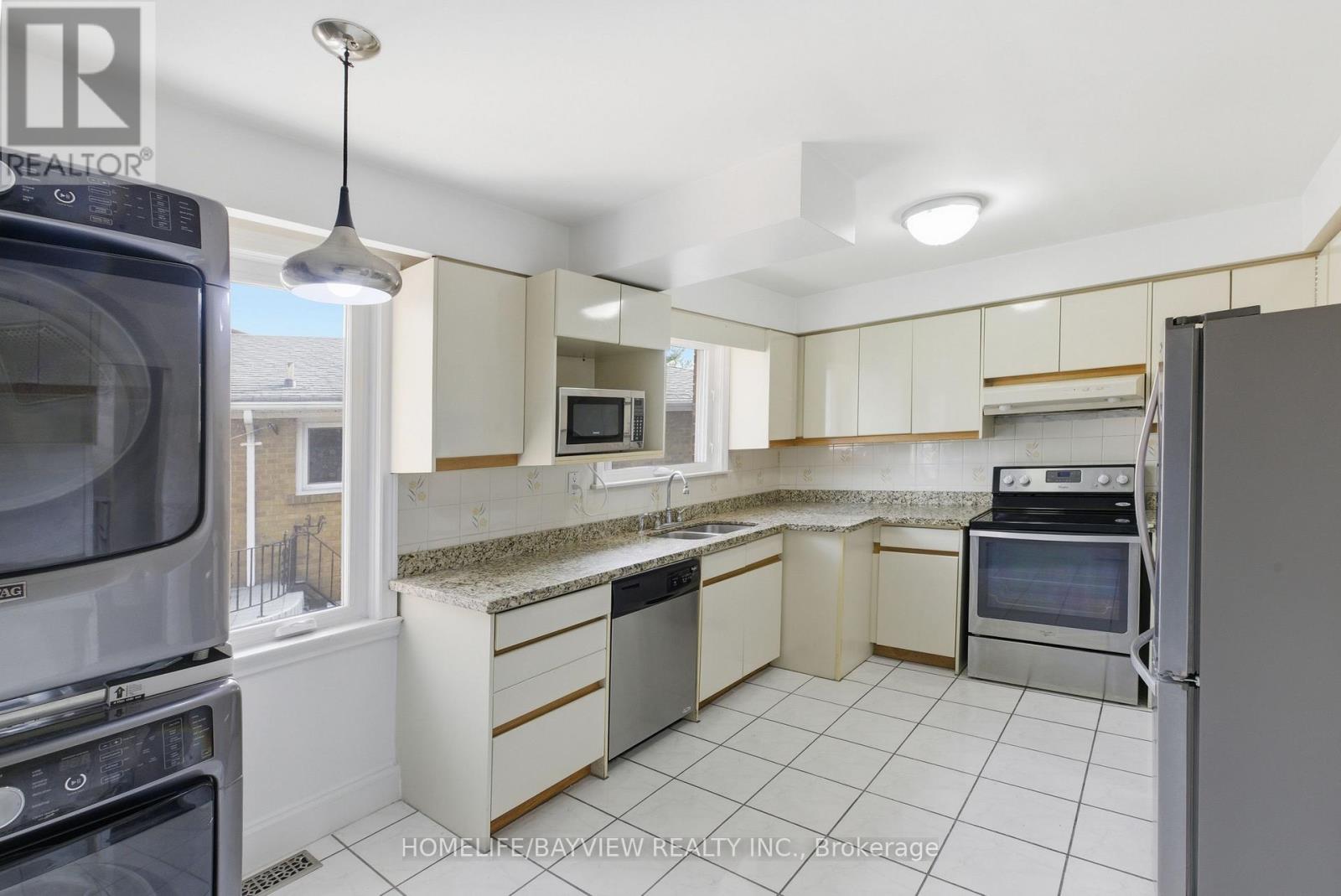 42 Tollerton Avenue, Toronto, Ontario  M2K 2H3 - Photo 14 - C12487878