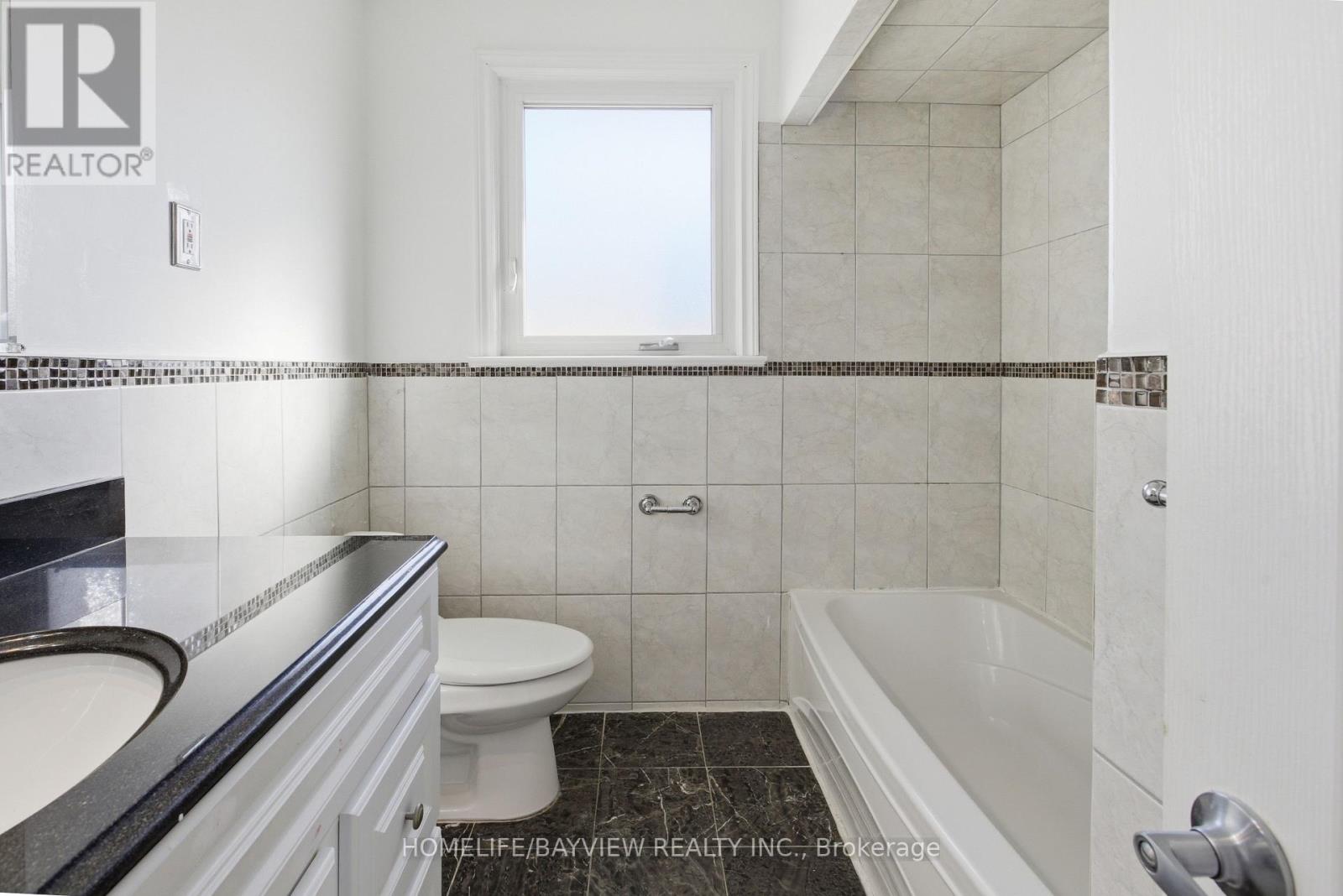 42 Tollerton Avenue, Toronto, Ontario  M2K 2H3 - Photo 26 - C12487878