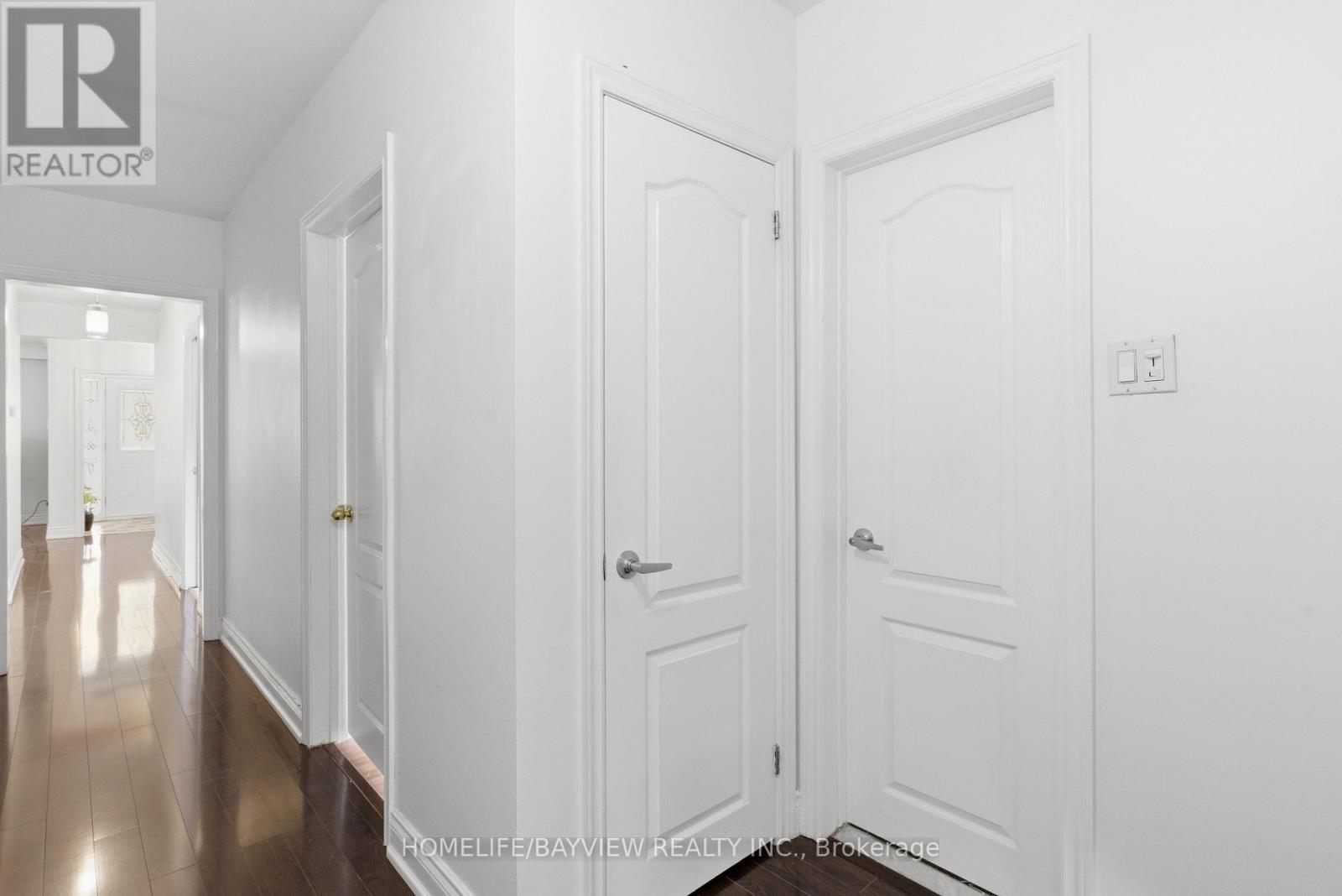 42 Tollerton Avenue, Toronto, Ontario  M2K 2H3 - Photo 28 - C12487878