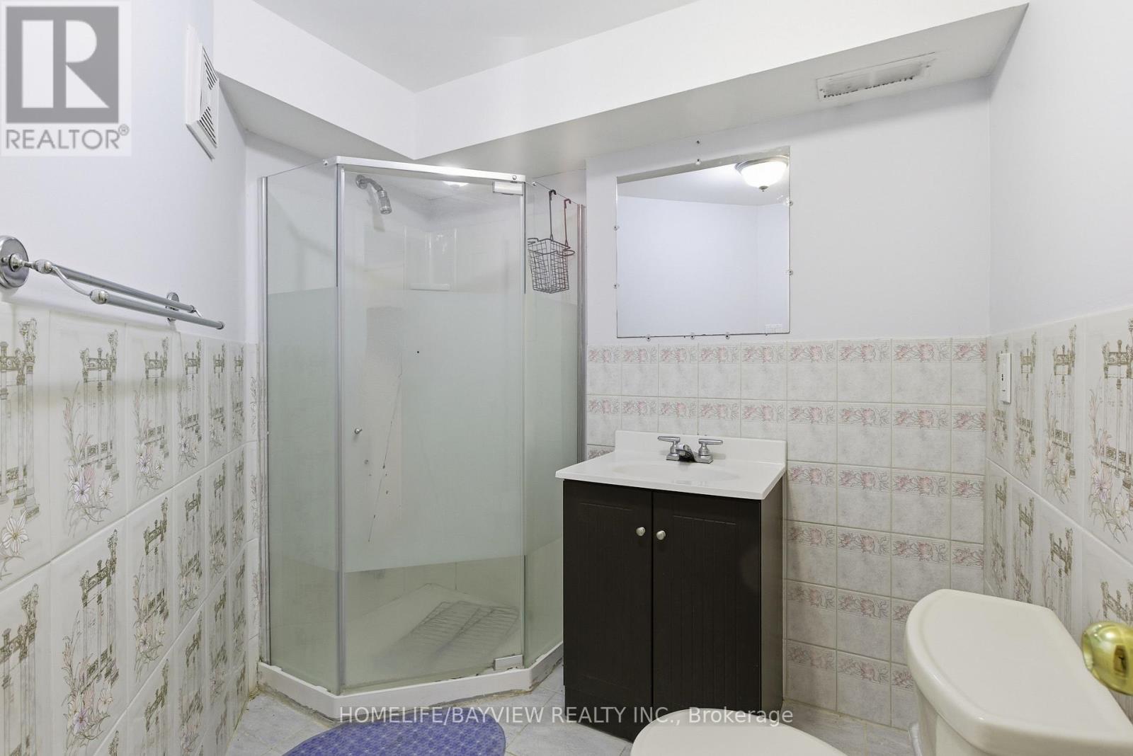 42 Tollerton Avenue, Toronto, Ontario  M2K 2H3 - Photo 33 - C12487878