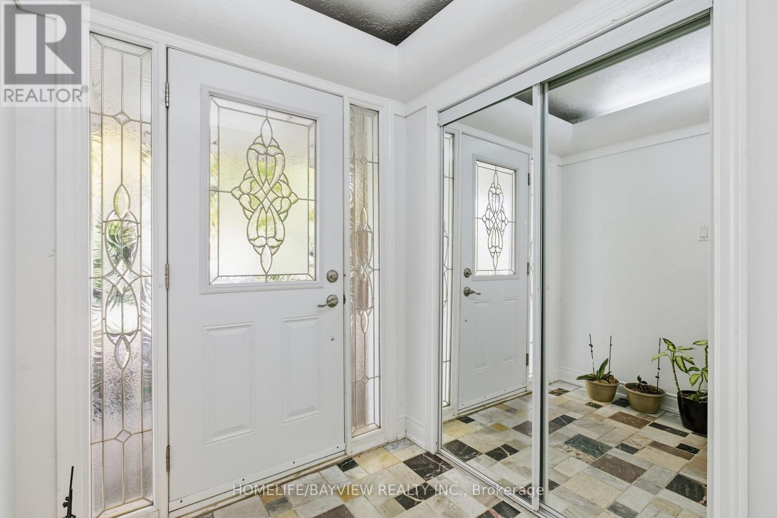 42 Tollerton Avenue, Toronto, Ontario  M2K 2H3 - Photo 5 - C12487878