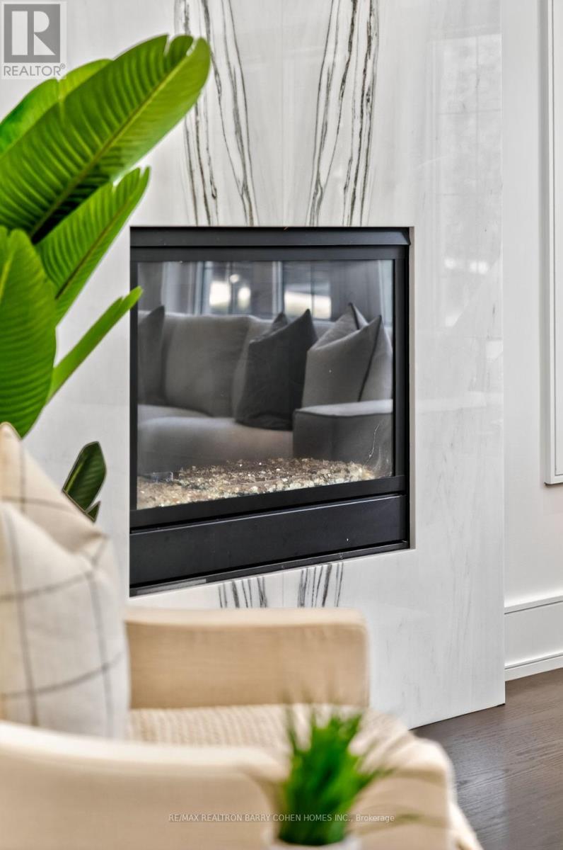 29 Junewood Crescent, Toronto, Ontario  M2L 2C3 - Photo 10 - C12487888