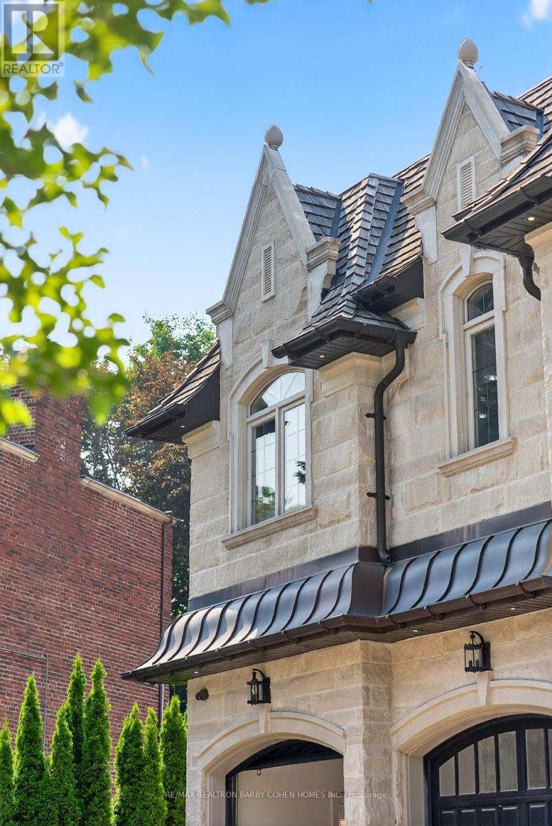 29 Junewood Crescent, Toronto, Ontario  M2L 2C3 - Photo 3 - C12487888