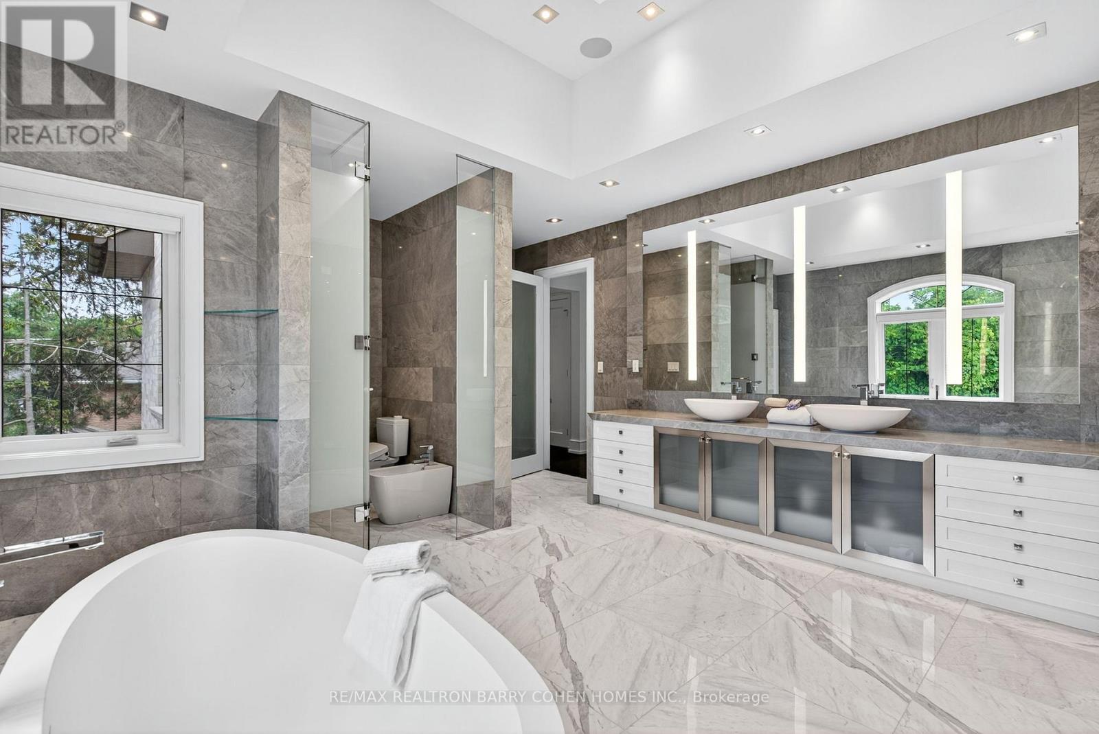 29 Junewood Crescent, Toronto, Ontario  M2L 2C3 - Photo 31 - C12487888