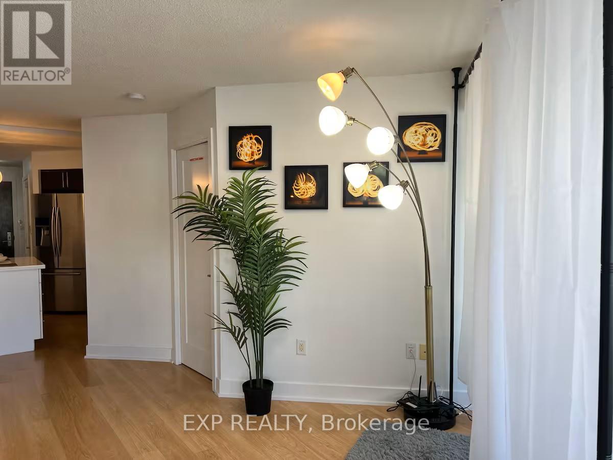 814 - 20 Blue Jays Way, Toronto, Ontario  M5V 3W6 - Photo 6 - C12487908