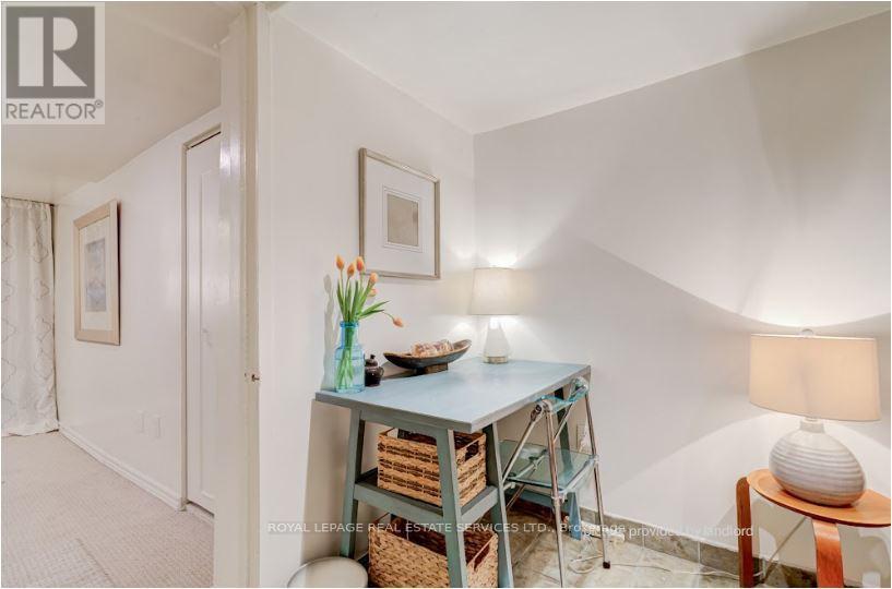 Lower - 27 Bank Street, Toronto, Ontario  M6K 1R4 - Photo 20 - C12487942