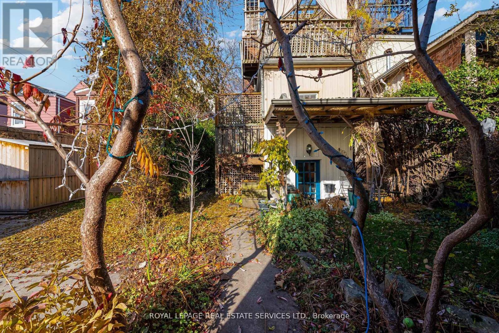 Lower - 27 Bank Street, Toronto, Ontario  M6K 1R4 - Photo 3 - C12487942