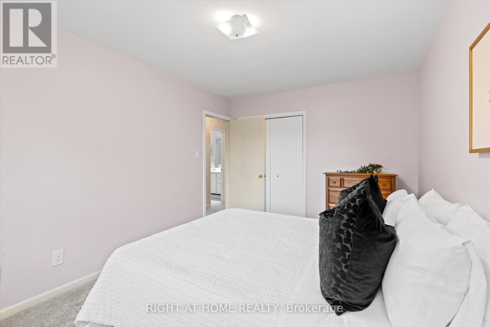 266 Newton Drive, Toronto, Ontario  M2M 2P6 - Photo 29 - C12488042