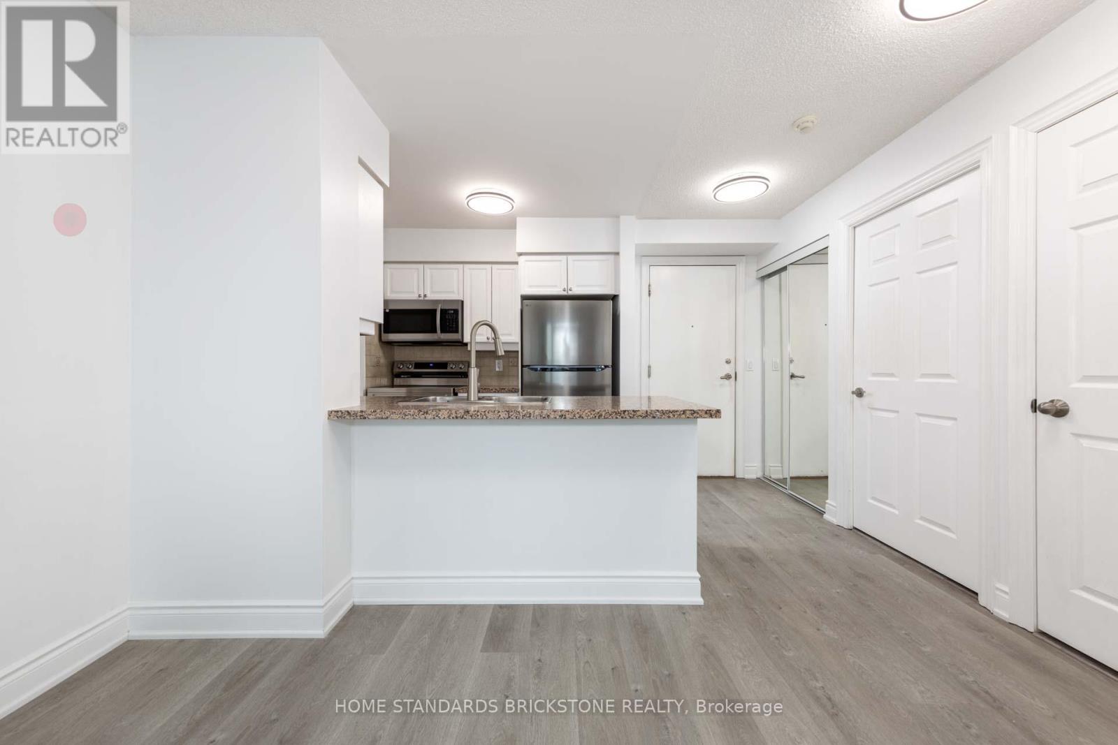 1504 - 15 Greenview Avenue, Toronto, Ontario  M2M 4M7 - Photo 3 - C12488082