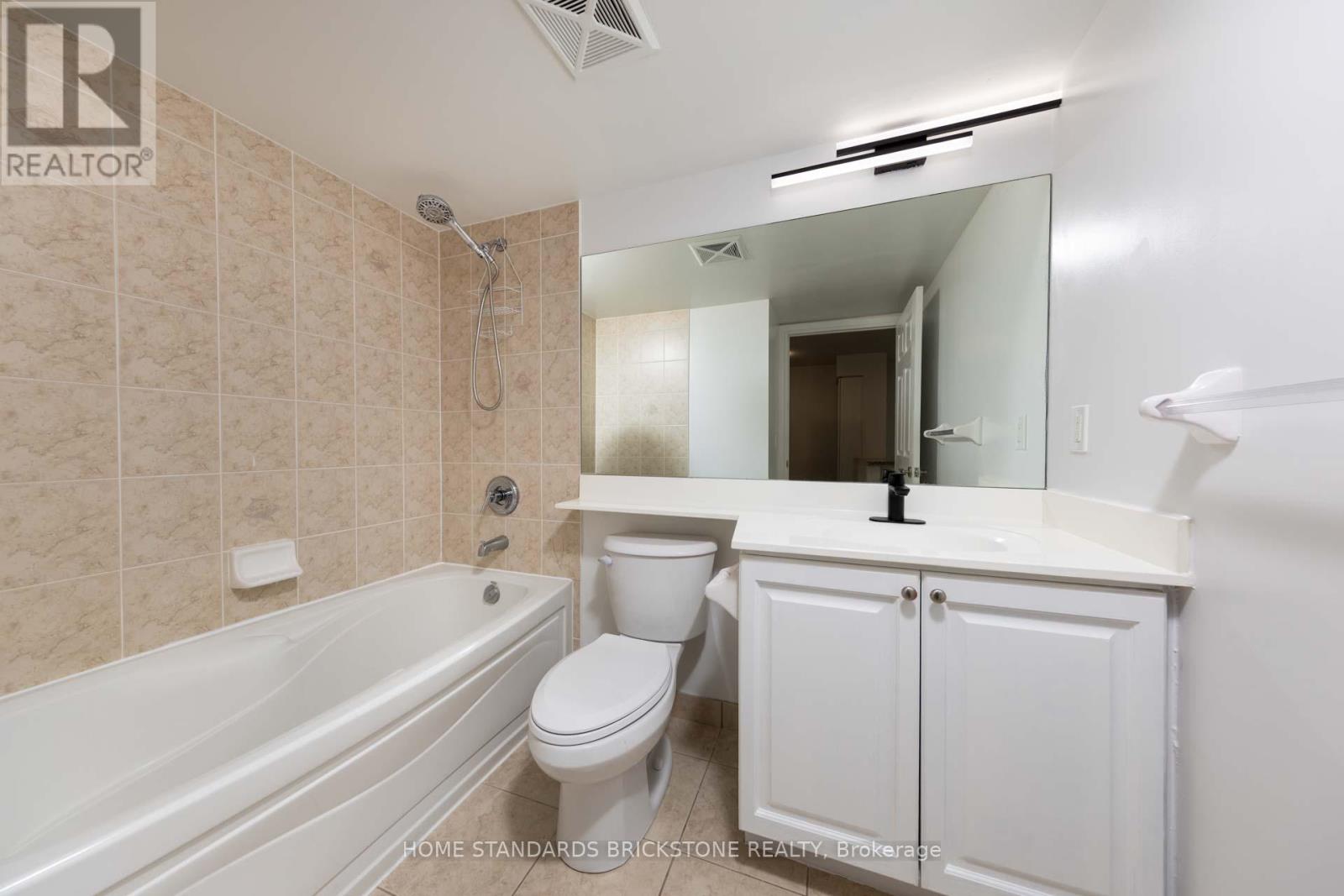 1504 - 15 Greenview Avenue, Toronto, Ontario  M2M 4M7 - Photo 5 - C12488082