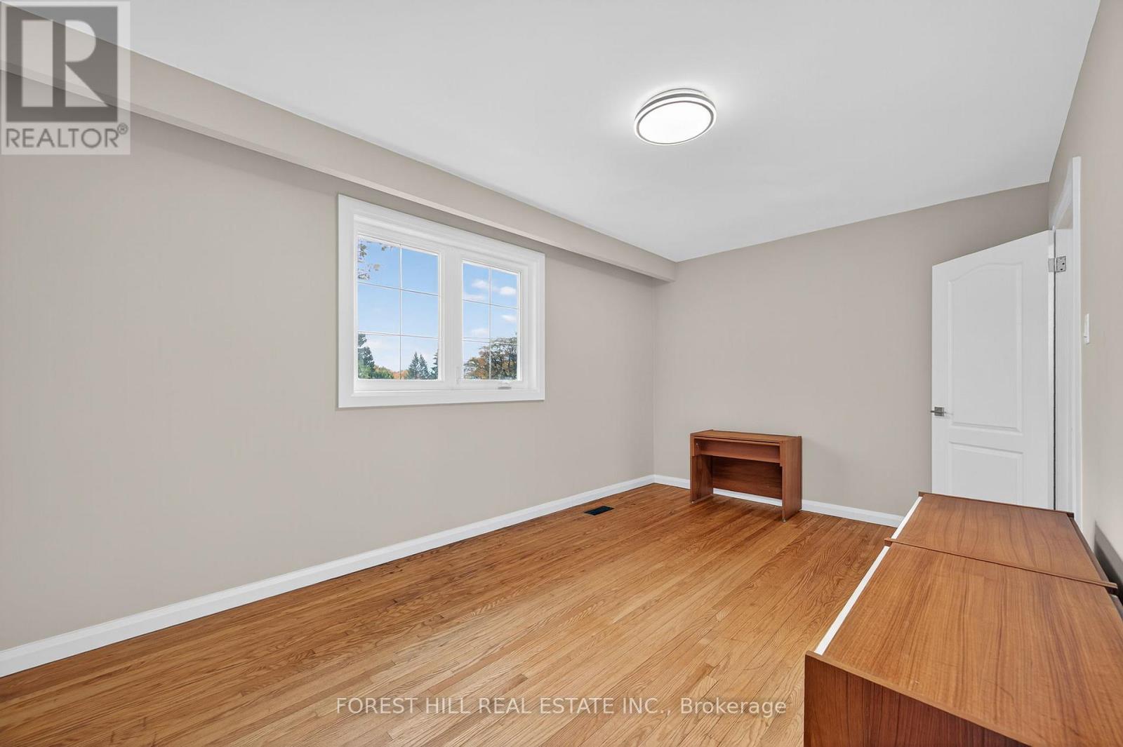 30 Goodview Road, Toronto, Ontario  M2J 2K5 - Photo 14 - C12488100