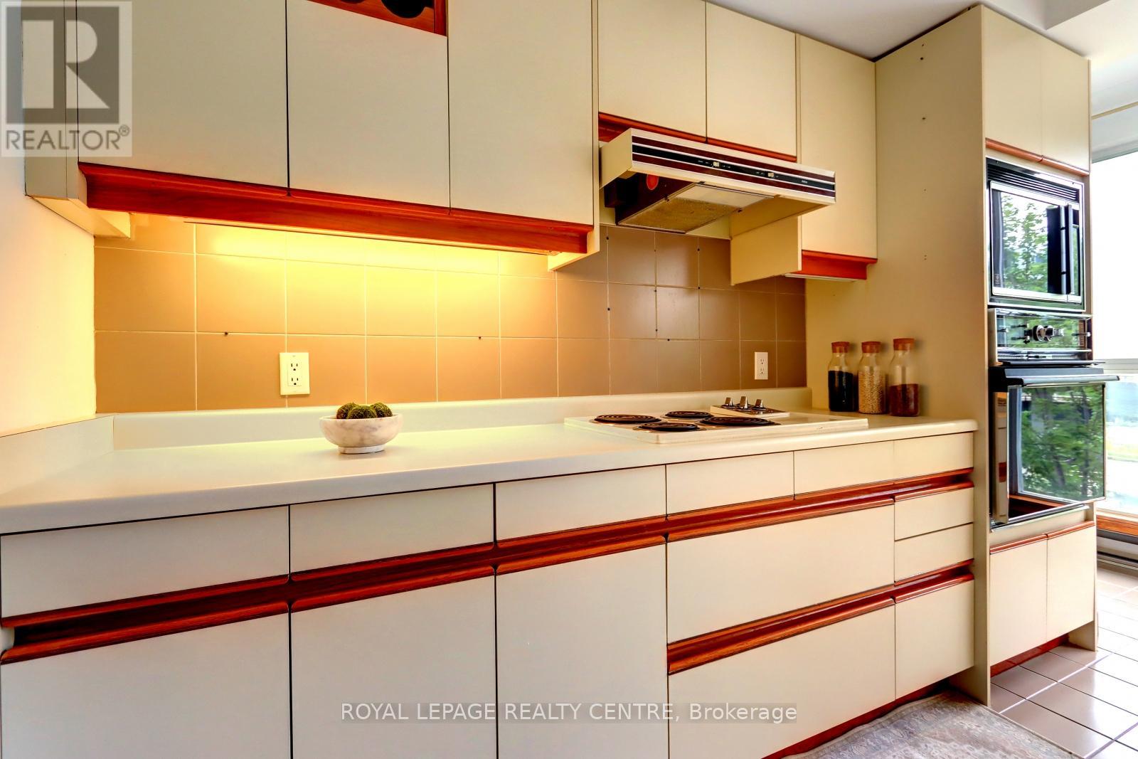 401w - 480 Queens Quay W, Toronto, Ontario  M5V 2Y5 - Photo 10 - C12488128