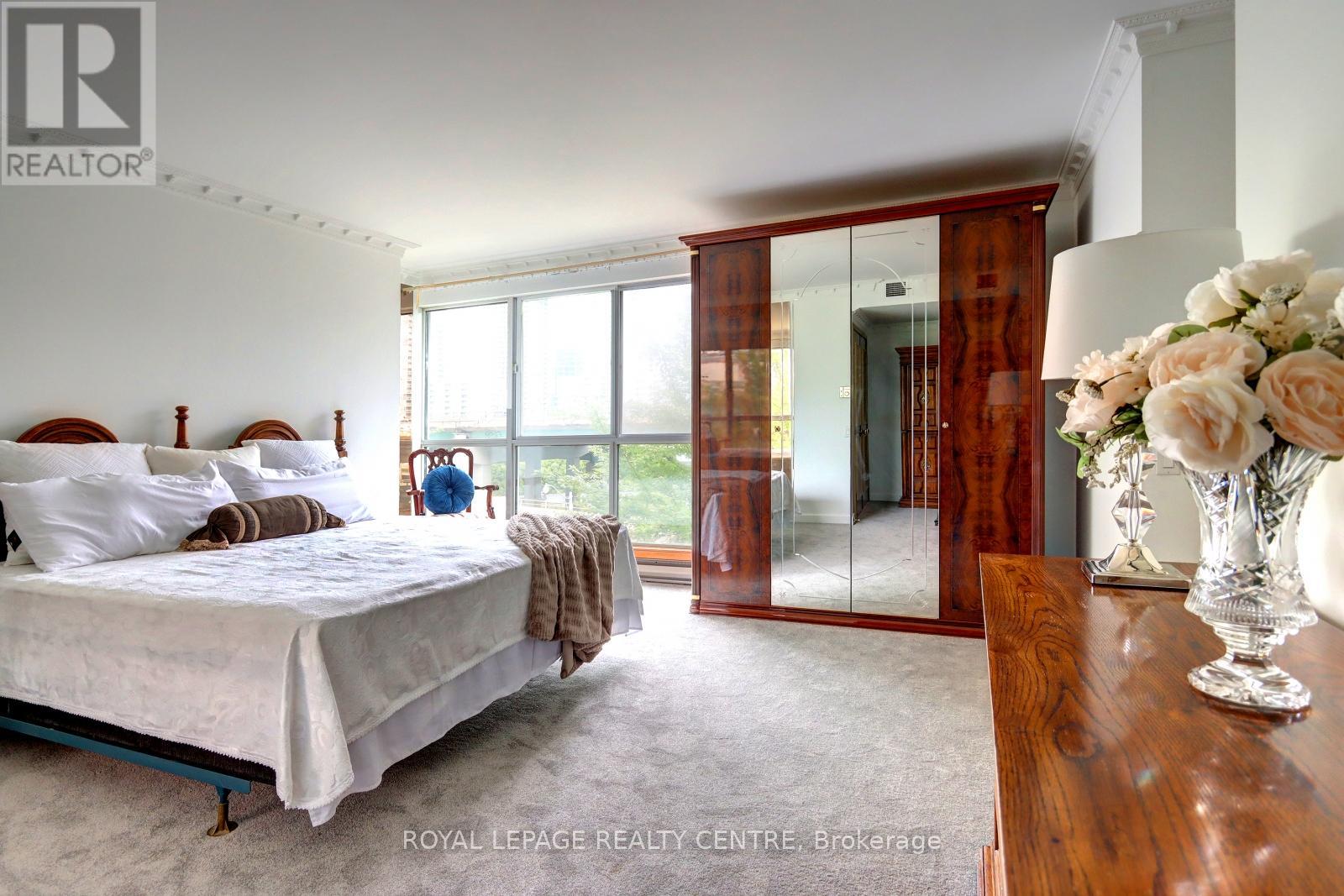 401w - 480 Queens Quay W, Toronto, Ontario  M5V 2Y5 - Photo 27 - C12488128