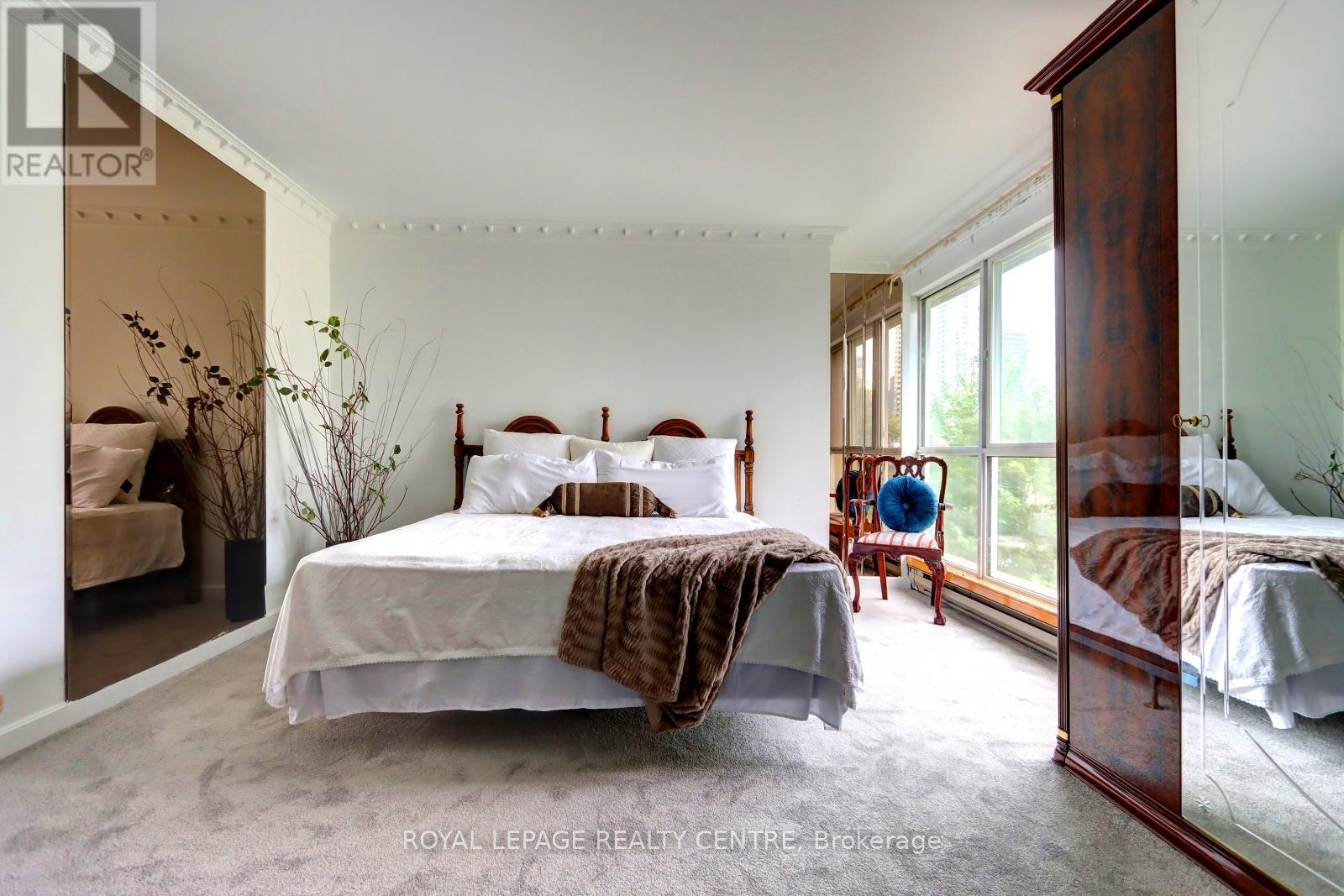 401w - 480 Queens Quay W, Toronto, Ontario  M5V 2Y5 - Photo 29 - C12488128