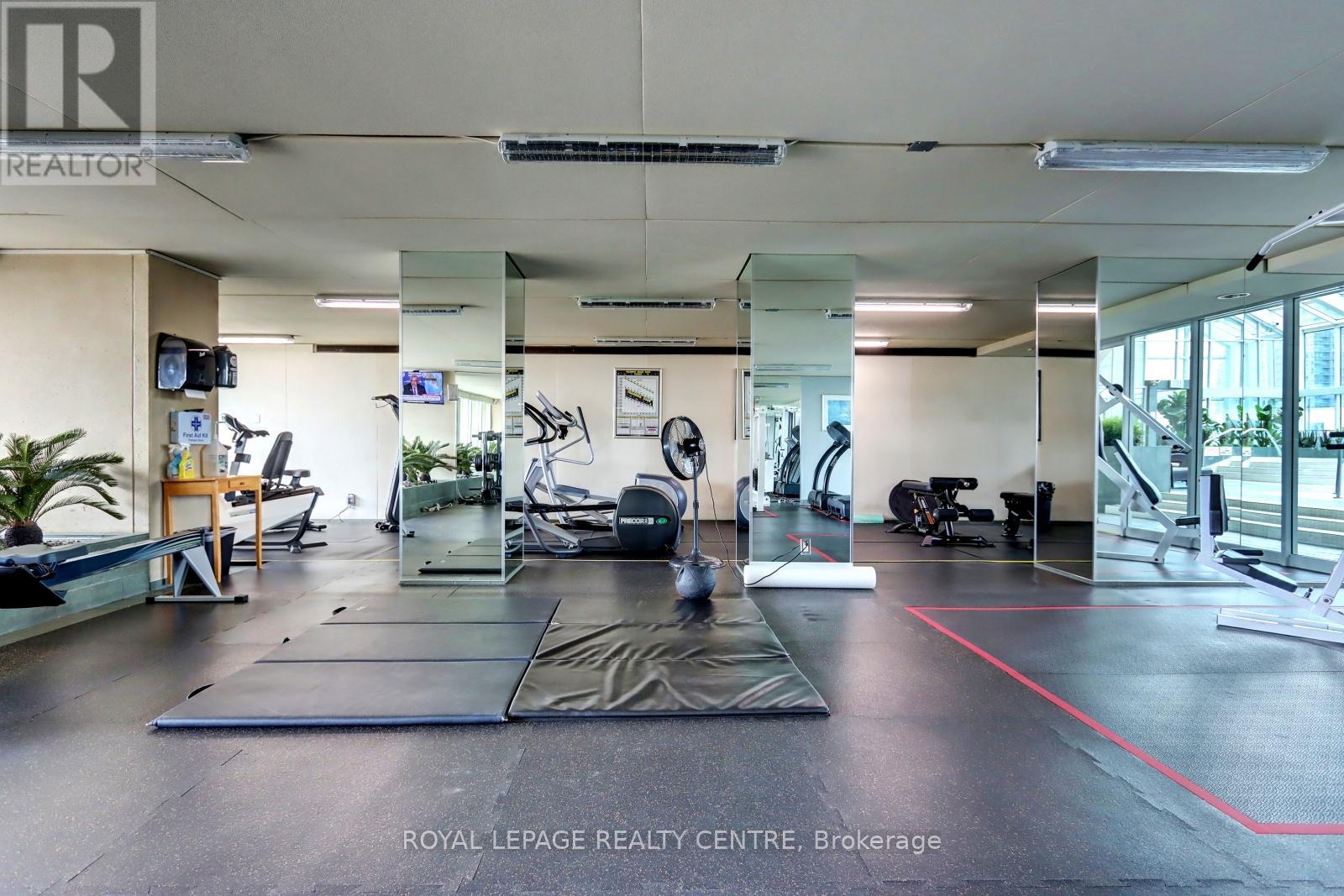 401w - 480 Queens Quay W, Toronto, Ontario  M5V 2Y5 - Photo 43 - C12488128