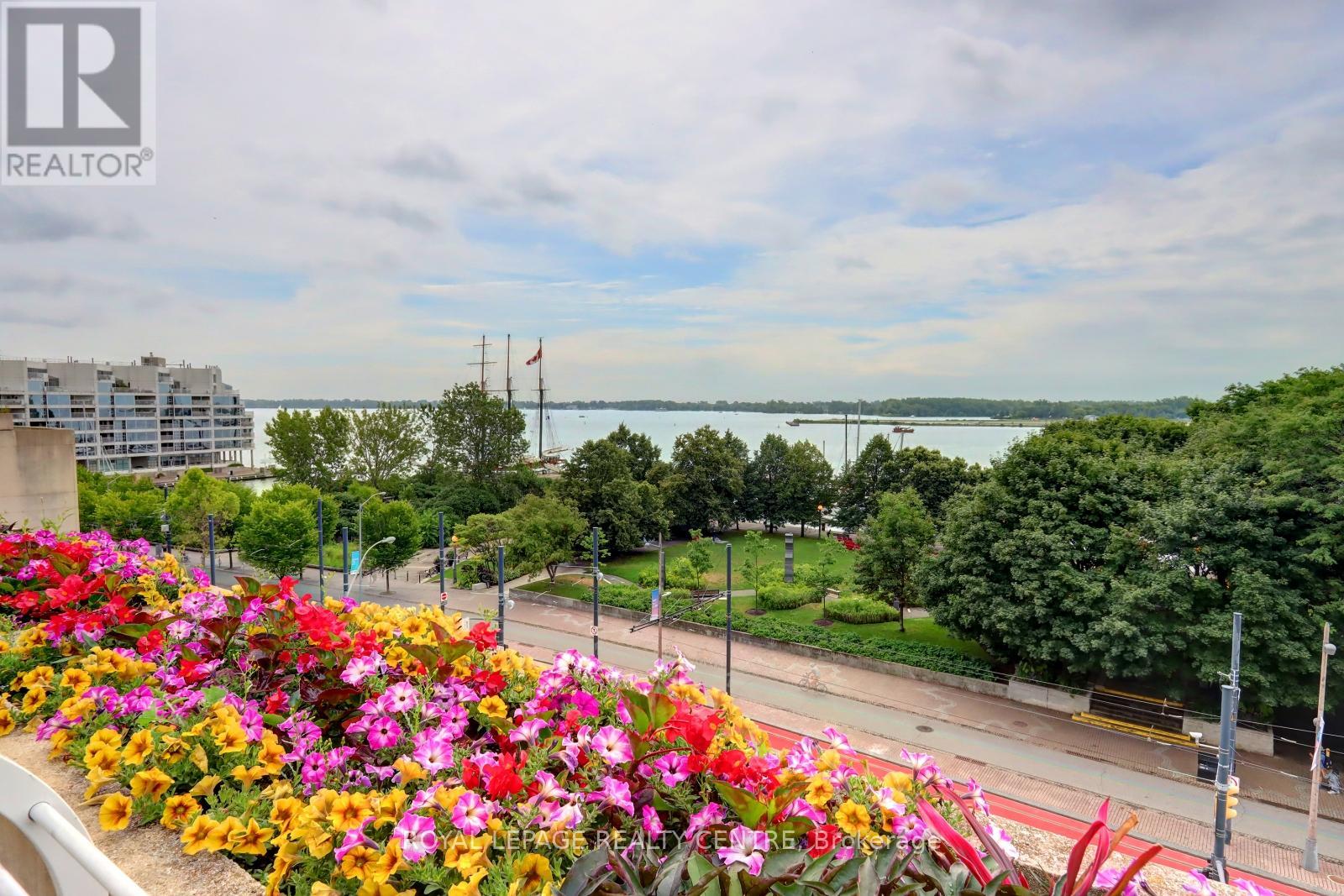 401w - 480 Queens Quay W, Toronto, Ontario  M5V 2Y5 - Photo 46 - C12488128