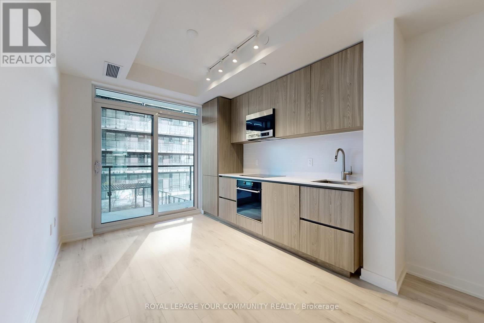 1007 - 110 Broadway Avenue, Toronto, Ontario  M4P 1V7 - Photo 2 - C12488152