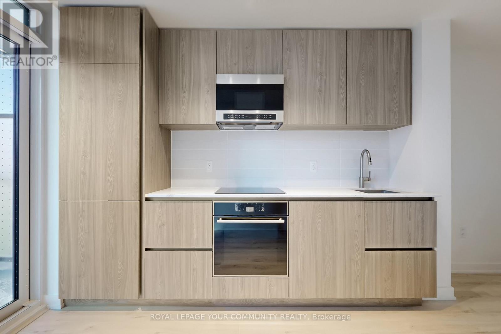 1007 - 110 Broadway Avenue, Toronto, Ontario  M4P 1V7 - Photo 3 - C12488152