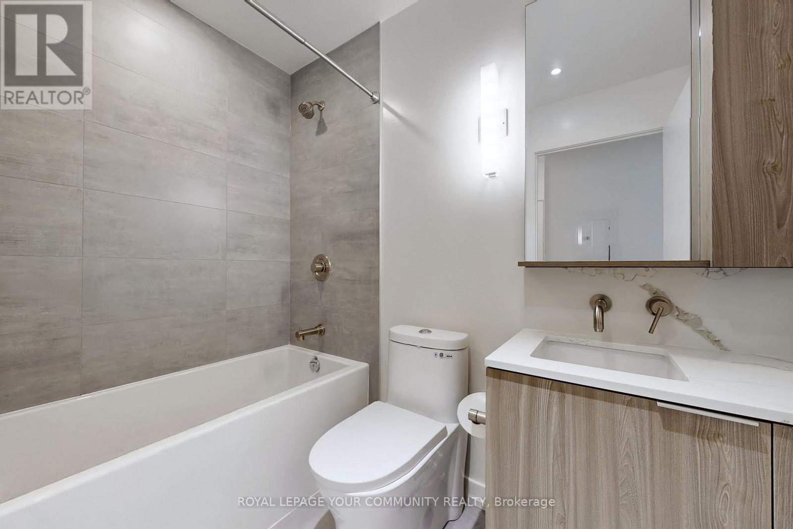 1007 - 110 Broadway Avenue, Toronto, Ontario  M4P 1V7 - Photo 8 - C12488152