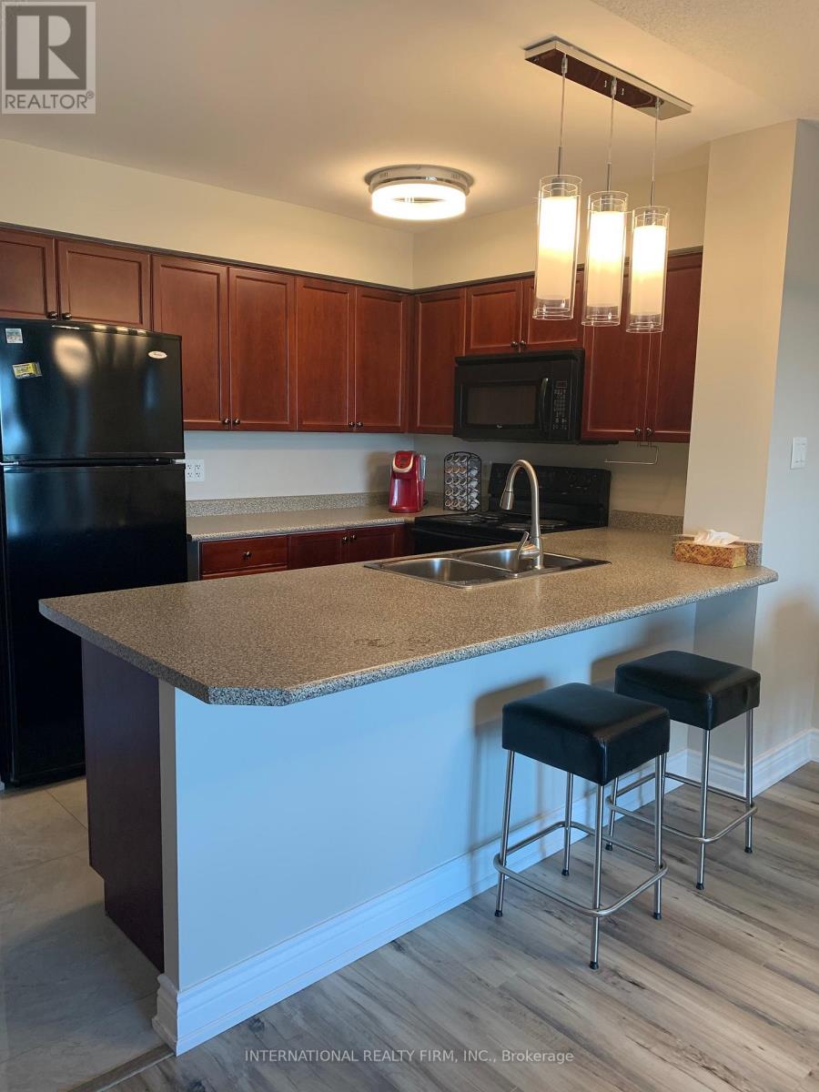 610 - 872 Sheppard Avenue W, Toronto, Ontario  M3H 5V5 - Photo 3 - C12488250