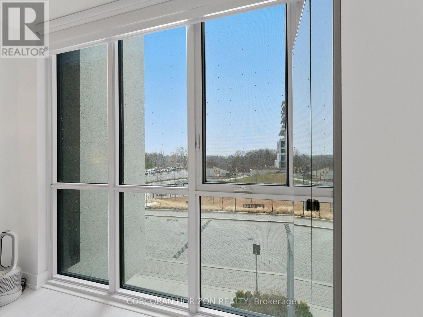 221 - 30 Inn On The Park Drive, Toronto, Ontario  M3C 0P7 - Photo 33 - C12488252