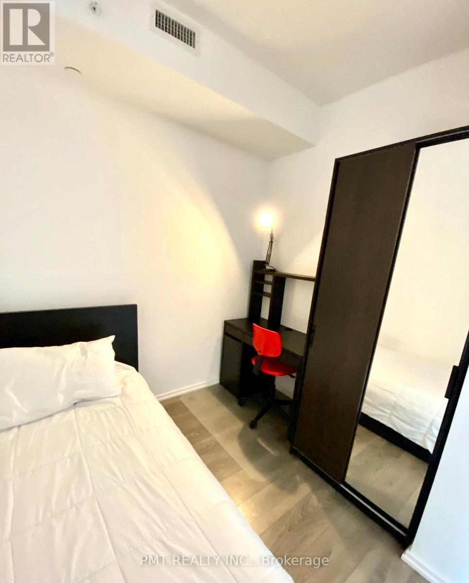 2711 - 125 Peter Street, Toronto, Ontario  M5V 2G9 - Photo 8 - C12488268