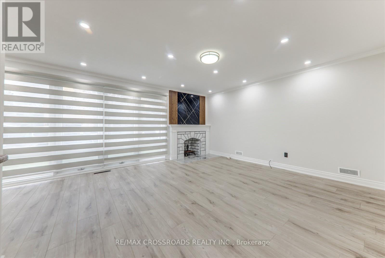 2 Tangmere Road, Toronto (Banbury-Don Mills), Ontario  M3B 2N1 - Photo 5 - C12488278