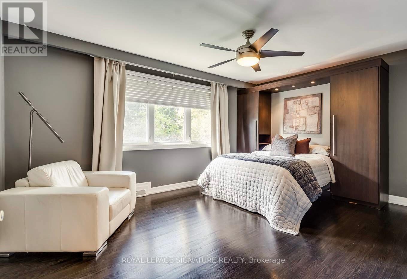 8 Bonnacord Drive, Toronto (Clanton Park), Ontario  M3H 3G5 - Photo 16 - C12488350