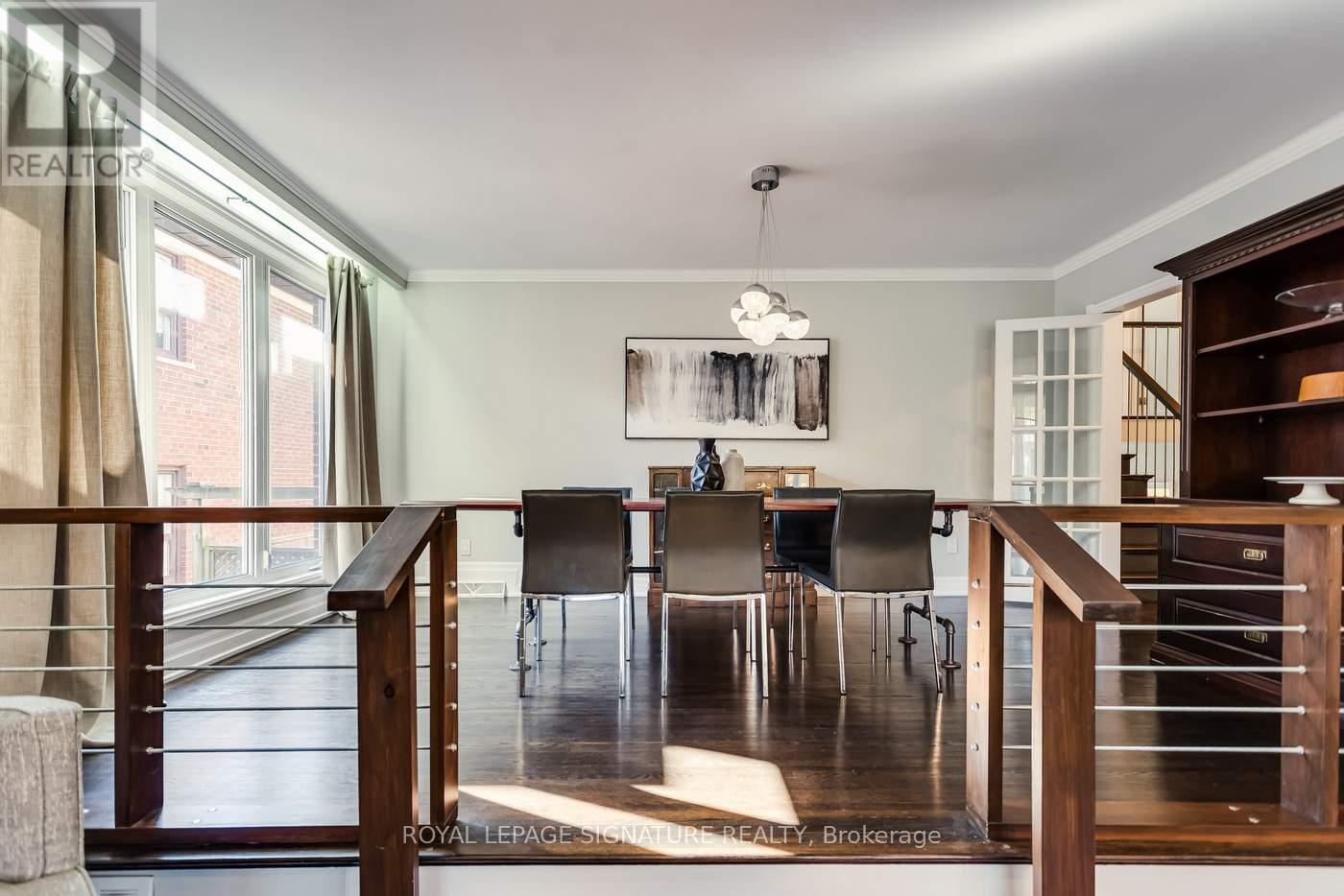 8 Bonnacord Drive, Toronto (Clanton Park), Ontario  M3H 3G5 - Photo 9 - C12488350