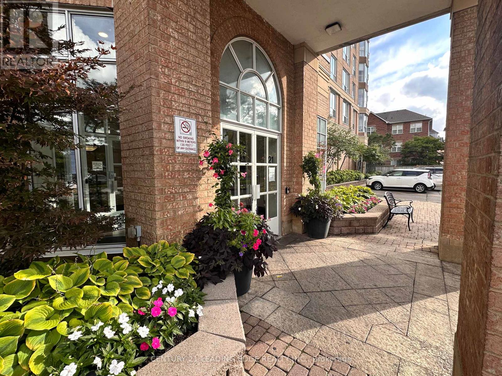 1101 - 21 Overlea Boulevard, Toronto (Thorncliffe Park), Ontario  M4H 1P2 - Photo 9 - C12488354