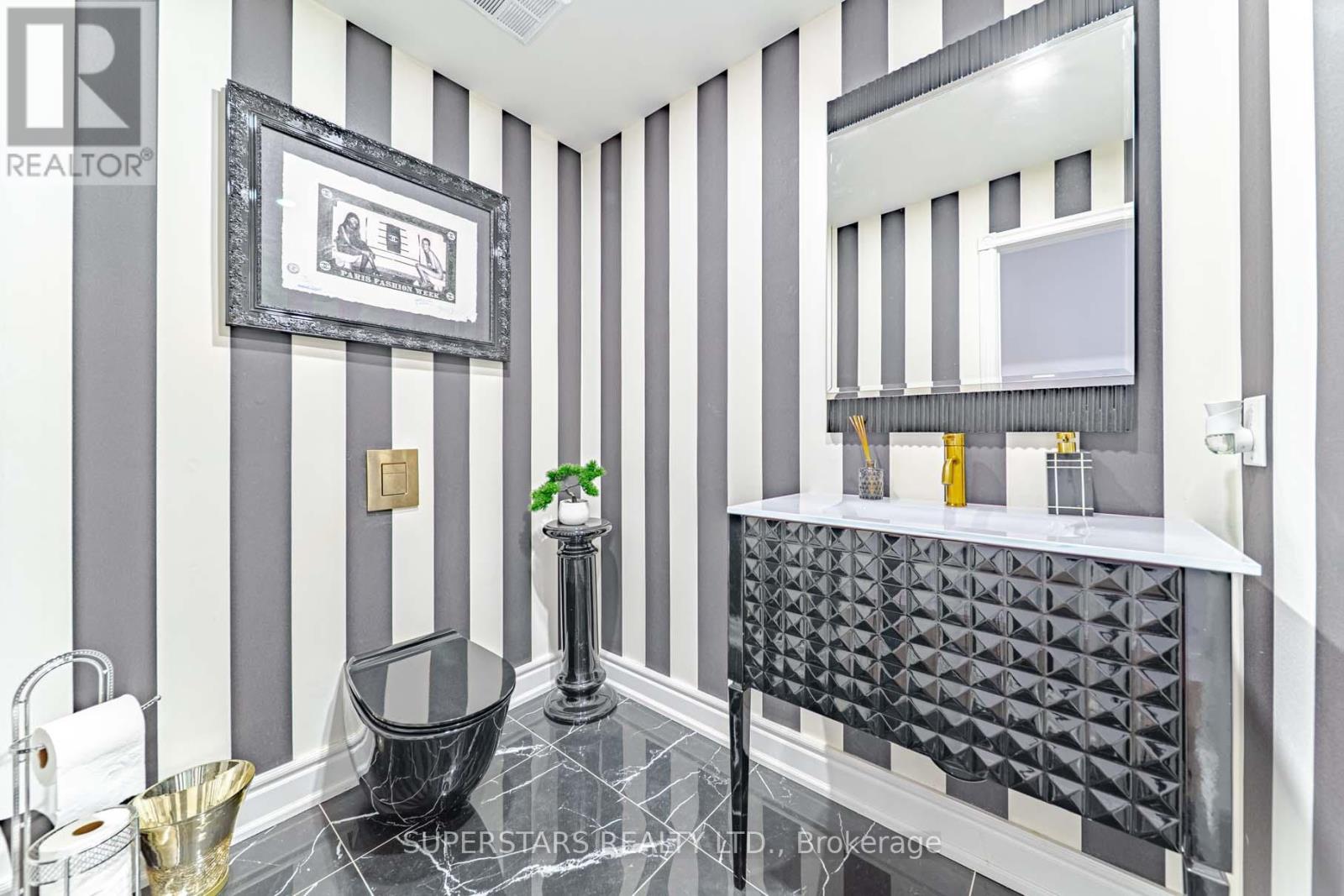 42 Grangemill Crescent, Toronto, Ontario  M3B 2J2 - Photo 17 - C12488426