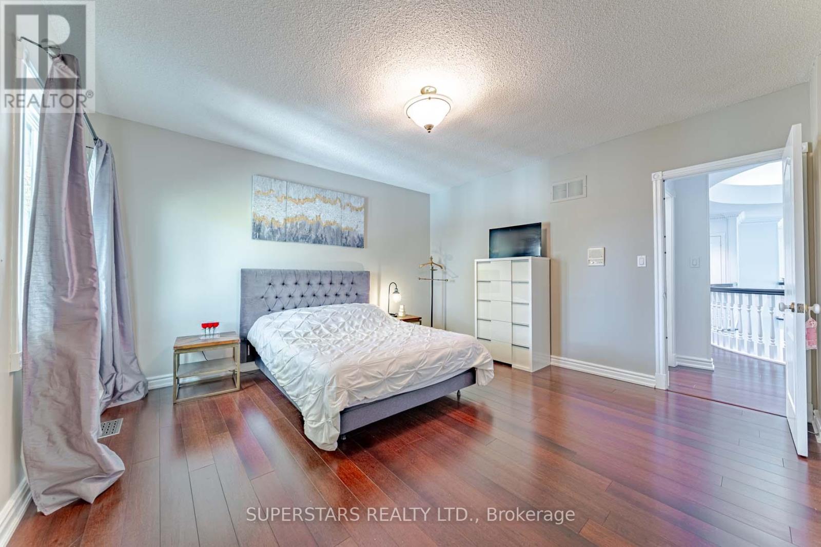 42 Grangemill Crescent, Toronto, Ontario  M3B 2J2 - Photo 28 - C12488426